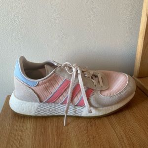 New Adidas Women’s sneakers